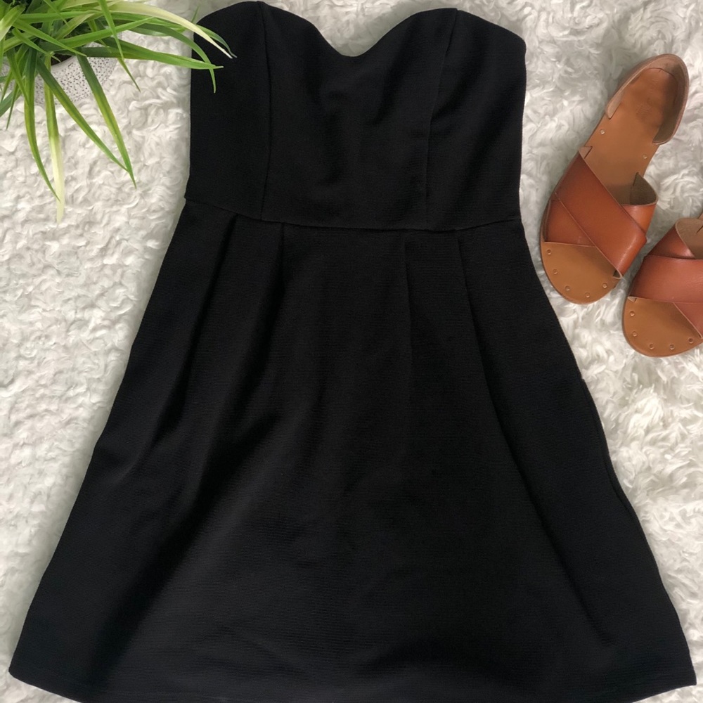 Forever 21 Black Dress